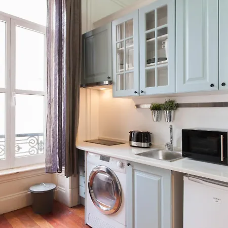 Cosy 1Bedroom 1 Double Bed 1 Single Bed 1 Bathroom Apartment Central Lisbon Διαμέρισμα *